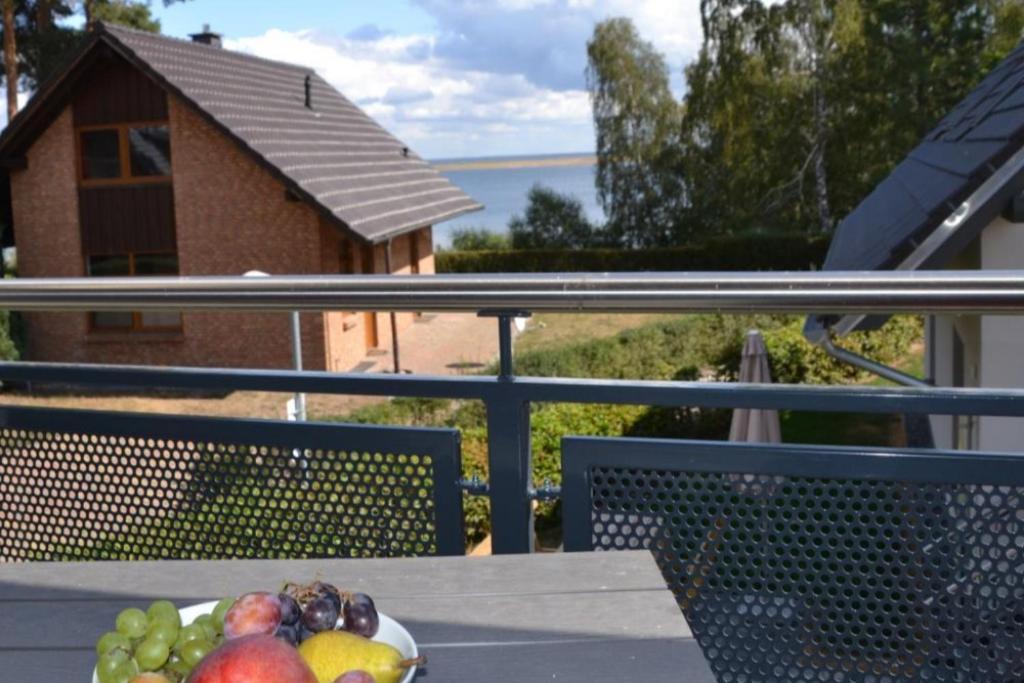 U16 Og - Komfortable Ferienwohnung Mit Kamin, Wlan Und Seeblick Marienfelde Exterior foto